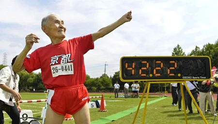 'Usain Bolt' Nhật Bản 105 tuổi vô địch cự ly 100m ảnh 1