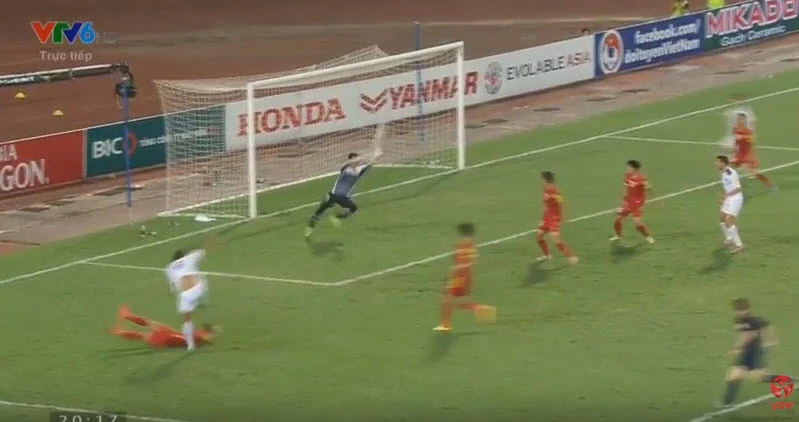 Việt Nam 1-1 Iraq: Tiếc! ảnh 7 Việt Nam 1-1 Iraq: Tiếc! ảnh 7