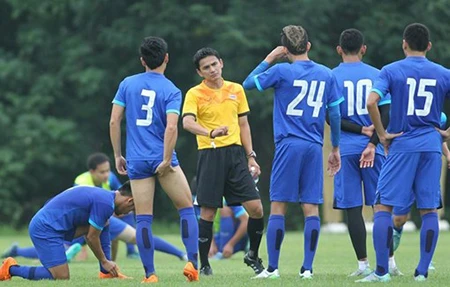 Trước 'cuộc chiến' với Việt Nam: Người Thái sợ hãi hay quá tự tin? ảnh 1