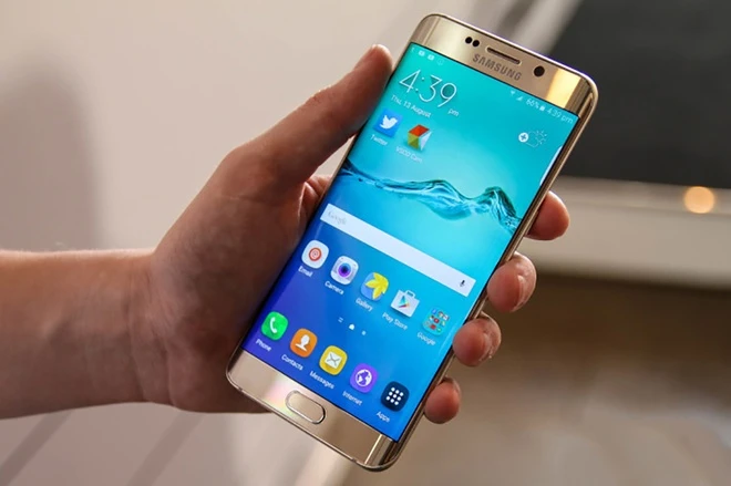 8 smartphone cao cấp có phiên bản màu vàng ảnh 4