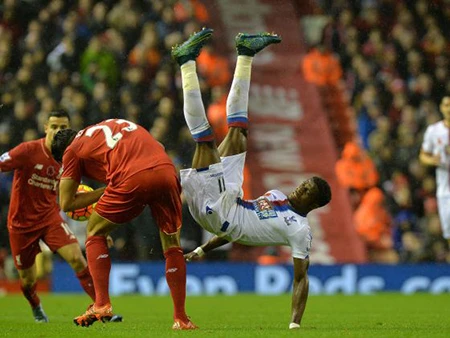 Klopp: 'Tôi cảm thấy tệ hại và cô đơn' ảnh 1