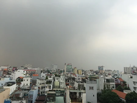 Vì sao Sài Gòn sáng nay chìm trong sương mờ? ảnh 4