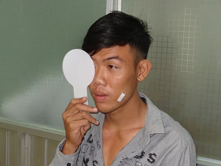 Ngày đầu tiên khám sức khỏe lái xe theo cách mới ảnh 5