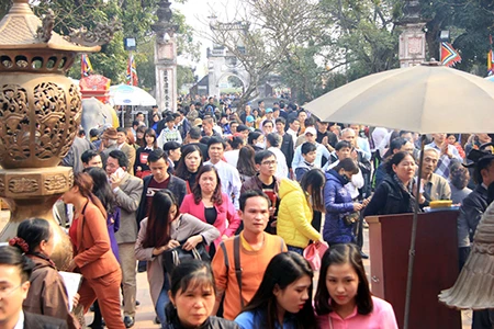 Minh thề vẫn bó hẹp trong làng ảnh 2 Minh thề vẫn bó hẹp trong làng ảnh 2