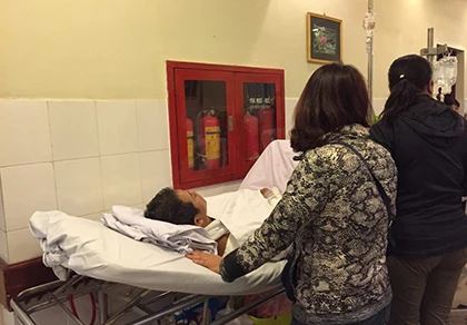 Sức khỏe người chủ bị bốn con chó cắn giờ ra sao? ảnh 1 Sức khỏe người chủ bị bốn con chó cắn giờ ra sao? ảnh 1