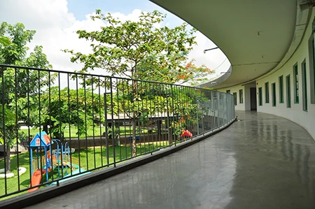 Hiện thực ngôi trường vào top 30 công trình đẹp nhất thế giới ảnh 14