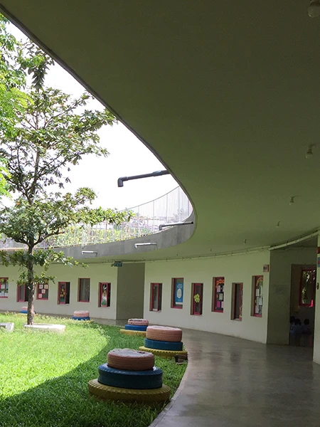 Hiện thực ngôi trường vào top 30 công trình đẹp nhất thế giới ảnh 9