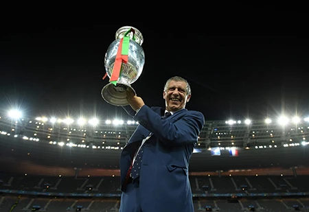 Ronaldo bật khóc, Eder hóa người hùng, Bồ Đào Nha vô địch Euro 2016 ảnh 10