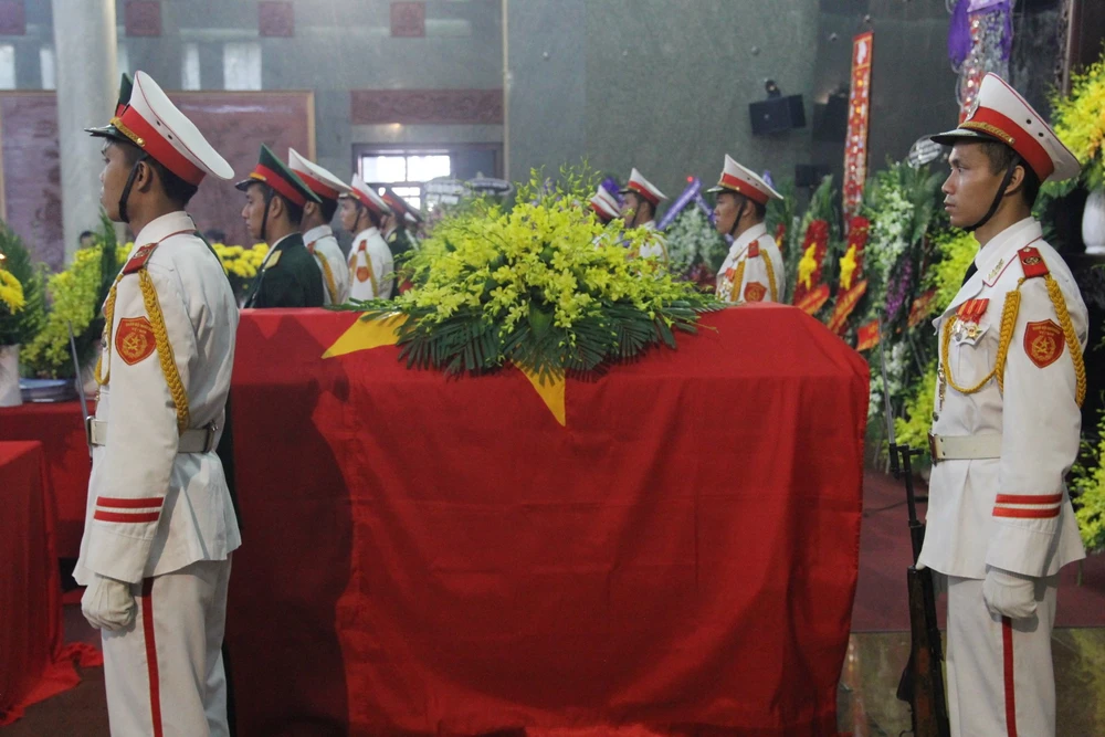Lễ truy điệu 3 phi công hi sinh khi làm nhiệm vụ ảnh 32