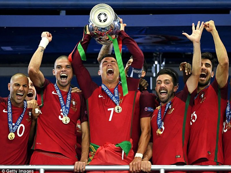 Ronaldo bị nghi tố đồng đội ghi bàn trong thế việt vị ảnh 5