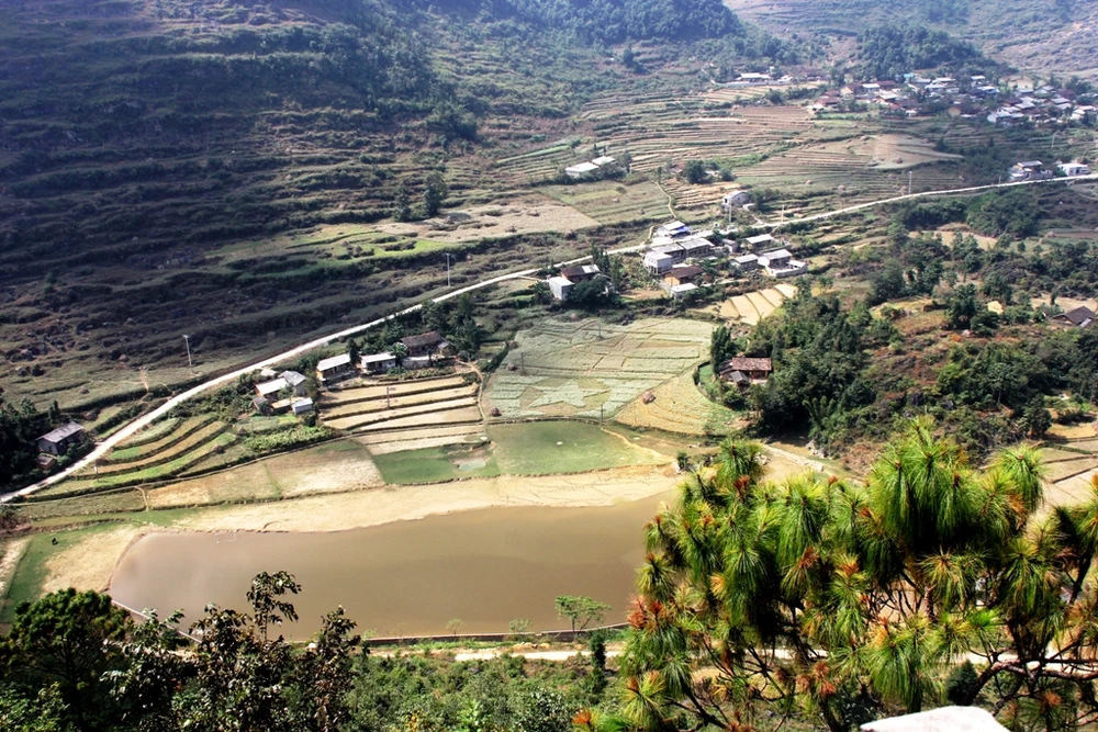 Thiêng liêng Cột cờ Lũng Cú nơi địa đầu Tổ quốc ảnh 11 Thiêng liêng Cột cờ Lũng Cú nơi địa đầu Tổ quốc ảnh 11