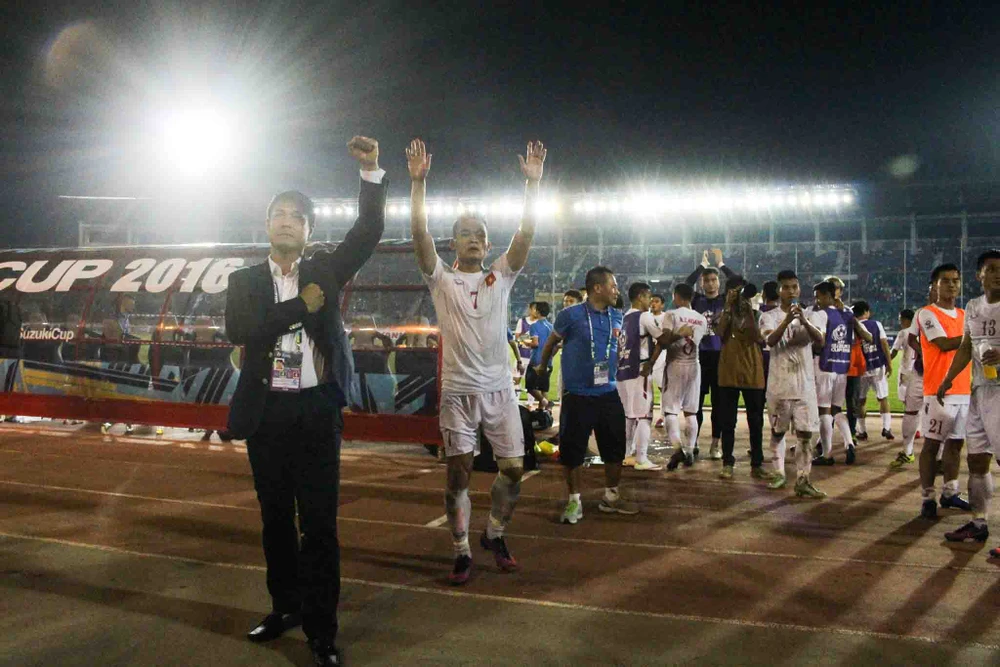 Hàng công tỏa sáng, Việt Nam thắng nghẹt thở Myanmar ảnh 6