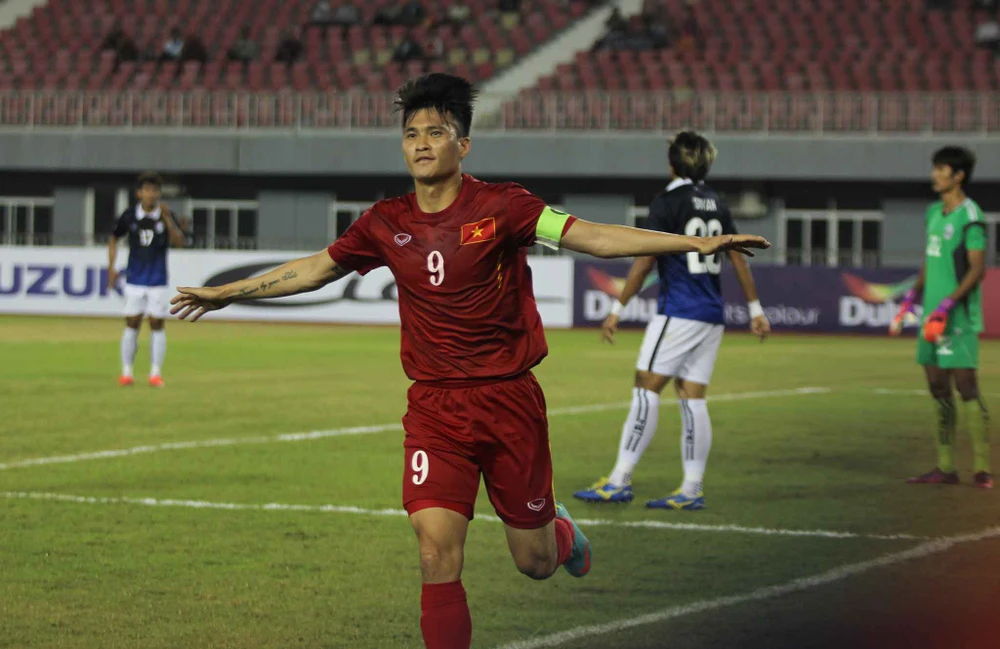 Việt Nam 2-1 Campuchia: Thắng mà không vui ảnh 9