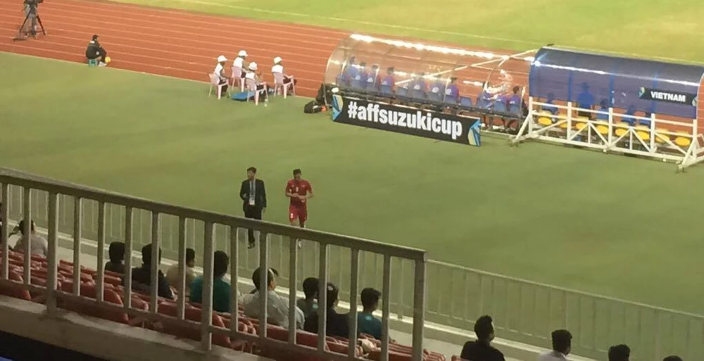 Việt Nam 2-1 Campuchia: Thắng mà không vui ảnh 1