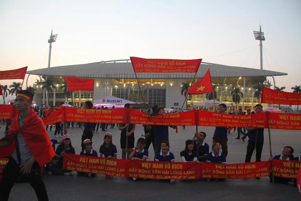 Mỹ Đình sục sôi trước trận đấu sinh tử ảnh 2