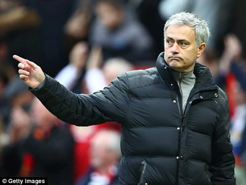 MU tung đội hình cực mạnh 'đấu' Hull City 'què quặt' ảnh 1