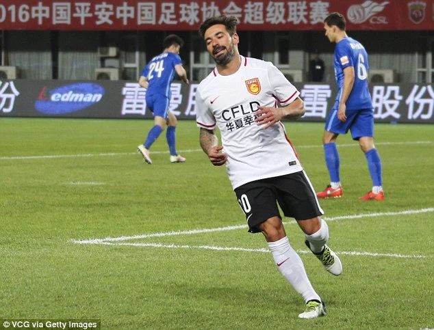 Bản tin tối (14-2): MU và Armstrong sắp mất 'tiền tấn' ảnh 2