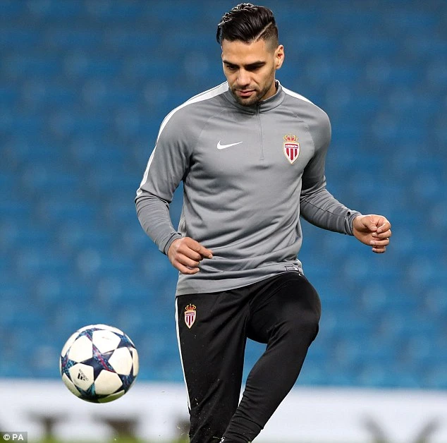 Pep Guardiola: ‘Không thắng thì họ sẽ giết chúng tôi’ ảnh 2