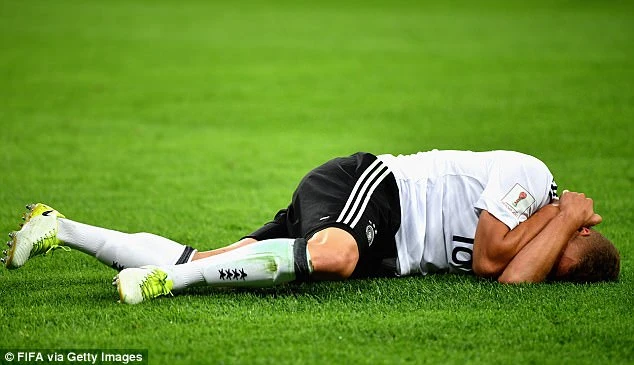 Đức vô địch Confederations Cup bằng đội hình 2 ảnh 8