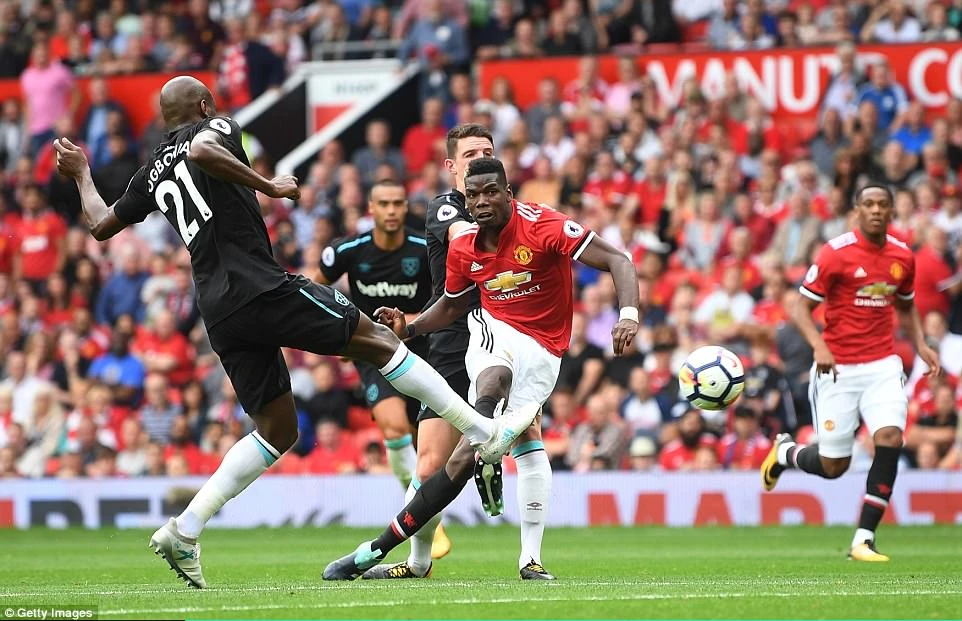 Show diễn hoàn hảo của MU và 'chân giá trị' của Lukaku ảnh 13