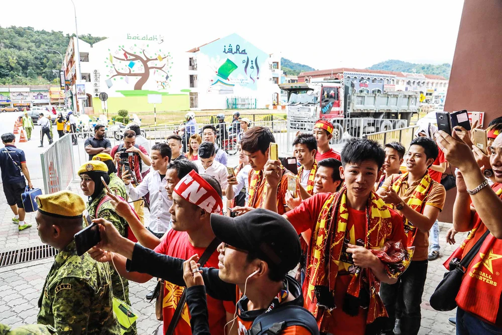 U22 Việt Nam 4-0 U22 Đông Timor: Show diễn của Văn Hậu ảnh 29