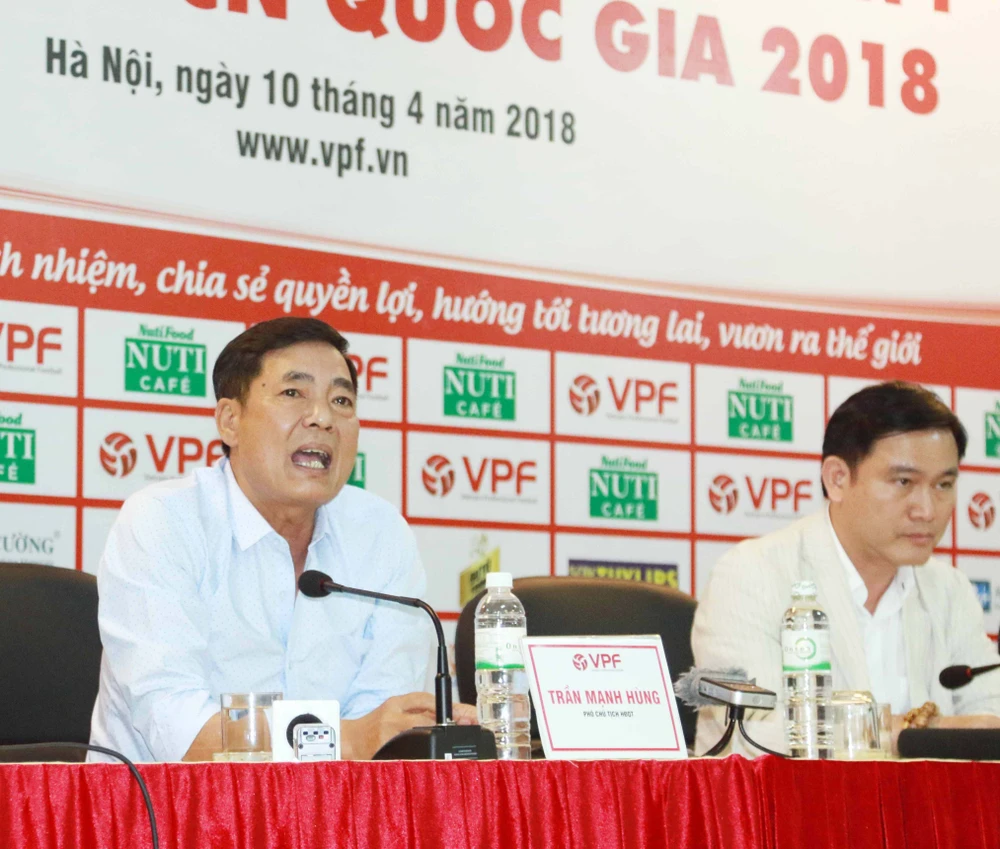 VPF có quá trớn khi 'xử' trọng tài và giám sát? ảnh 3