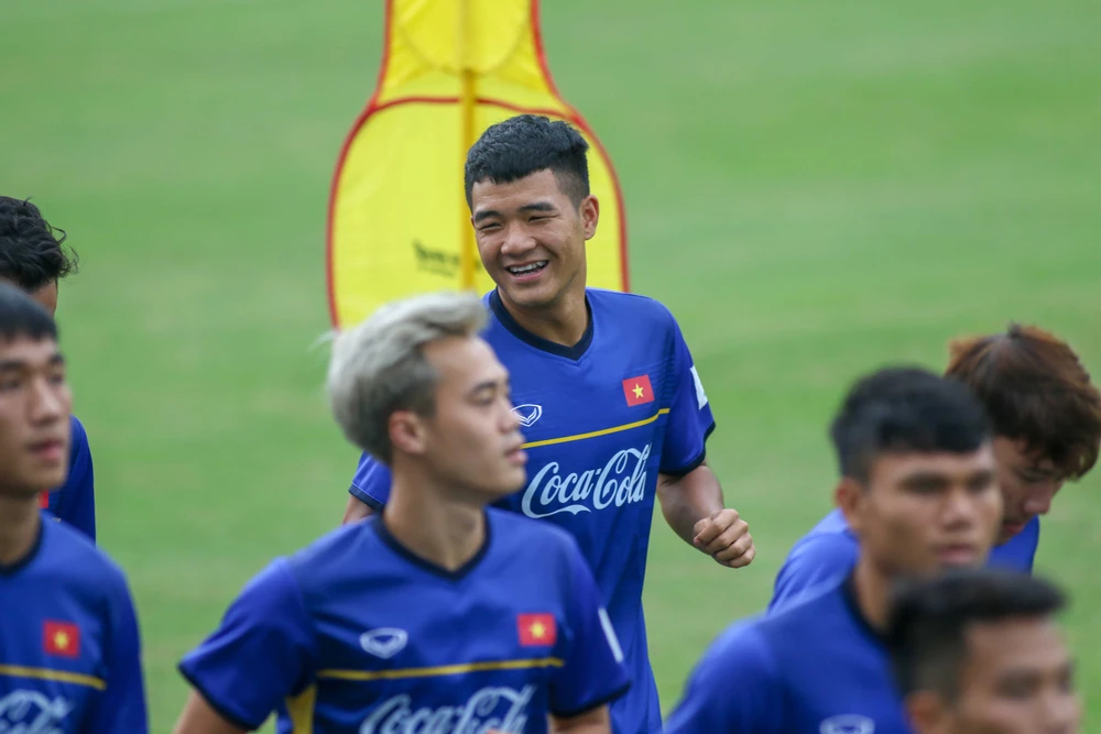 U-23 Việt Nam 'luyện công' chờ 'đấu' Oman ảnh 3