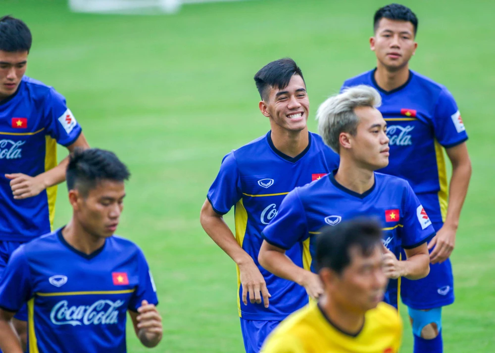 U-23 Việt Nam 'luyện công' chờ 'đấu' Oman ảnh 5