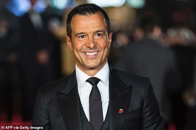 ‘Siêu cò’ kiếm 540 tỉ trong 1 kỳ chuyển nhượng Premier League ảnh 5 ‘Siêu cò’ kiếm 540 tỉ trong 1 kỳ chuyển nhượng Premier League ảnh 5