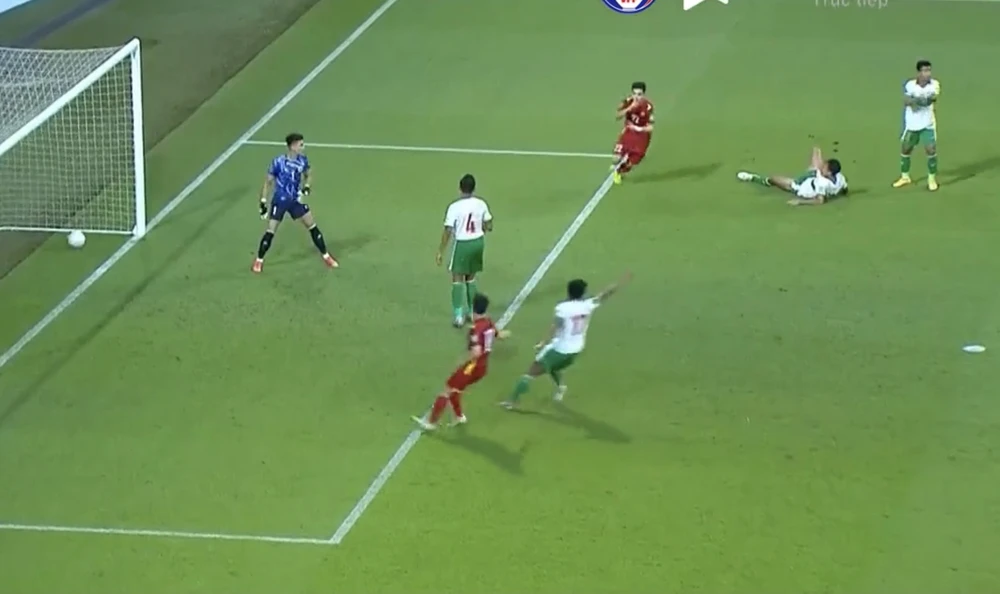 Tuyển Việt Nam 'hủy diệt' Indonesia, VFF thưởng nóng 1 tỉ ảnh 7