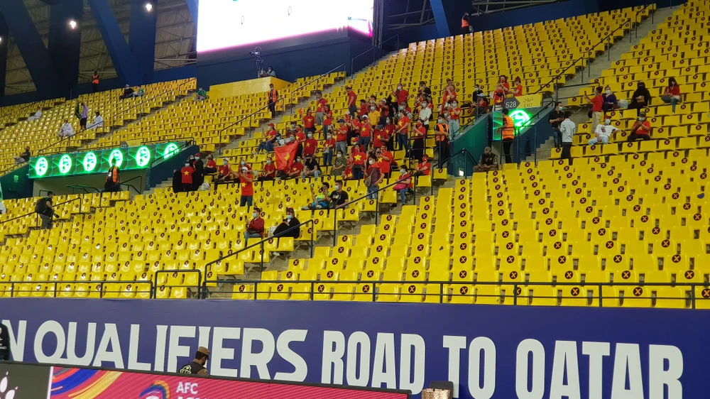 Quả 11m đầy tranh cãi khiến Việt Nam thua ngược Saudi Arabia ảnh 7