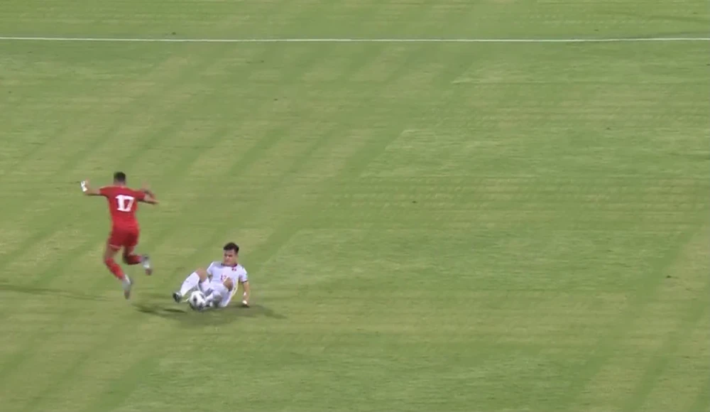 Hàng thủ liên tiếp sai lầm, tuyển Việt Nam thua ngược Oman, ảnh 8