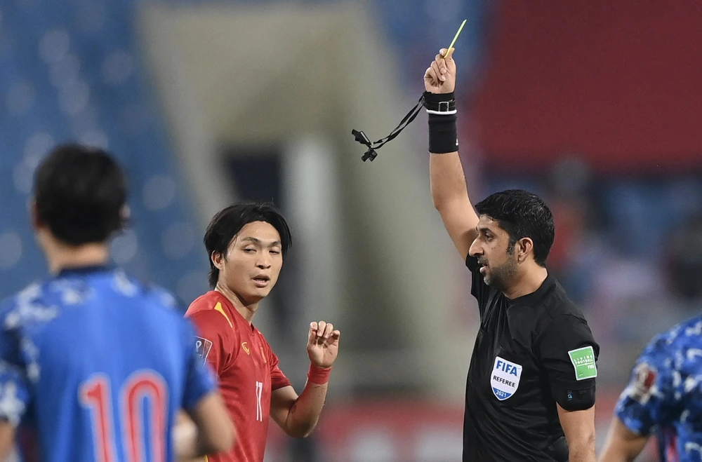 Nhật Bản vất vả vượt qua Việt Nam tại Mỹ Đình ảnh 9