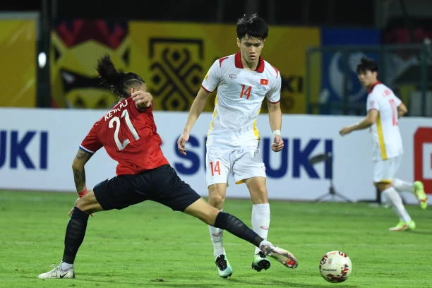 Văn Thanh đá hỏng 11m, Việt Nam bỏ lỡ cơ hội lên ngôi đầu AFF Cup ảnh 4