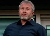 Abramovich nghi bị đầu độc, da tay và mặt bong tróc