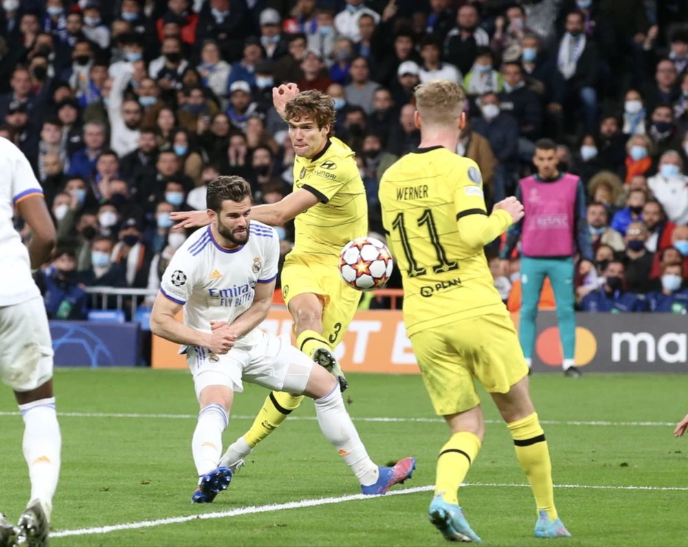 ... trước khi anh dứt điểm tung lưới Real Madrid. ẢNH: GETTY