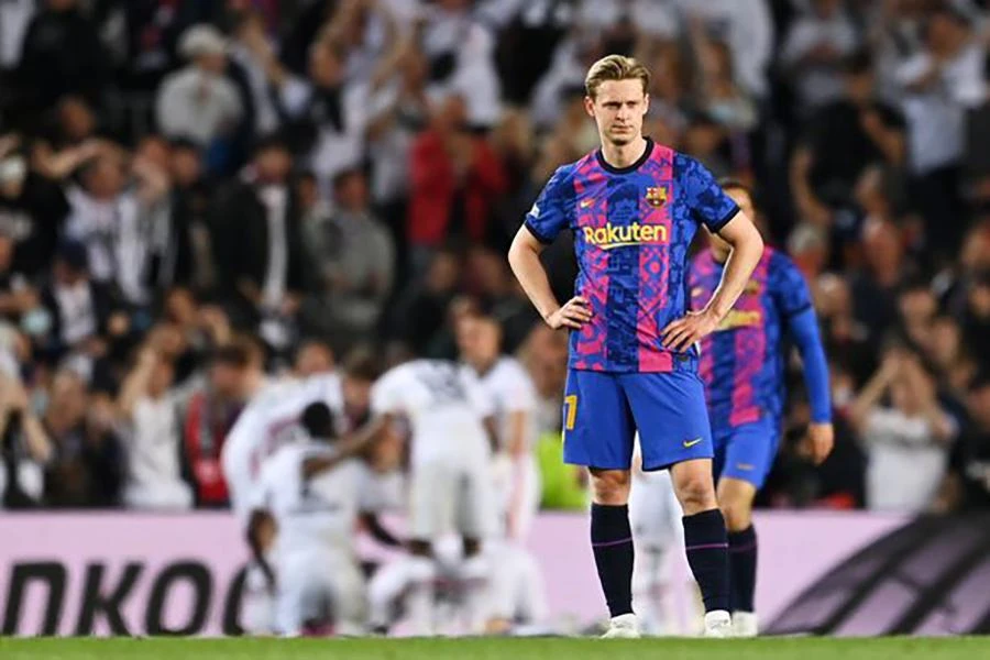 Barcelona bị Eintracht Frankfurt loại ở tứ kết Europa League ngay trên sân nhà Nou Camp. ẢNH: GETTY