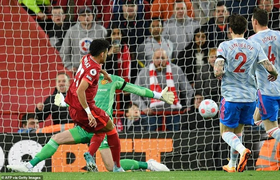 Diaz ghi bàn mở tỉ số sớm cho Liverpool. ẢNH: GETTY