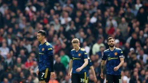 Các cầu thủ MU thất vọng sau trận thua Arsenal. ẢNH: GETTY