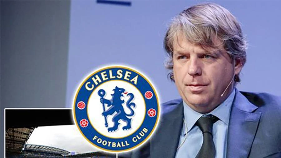 Todd Boehly được truyền thông Anh gọi tên là người chiến thắng trong cuộc đua mua Chelsea. ẢNH: MIRROR