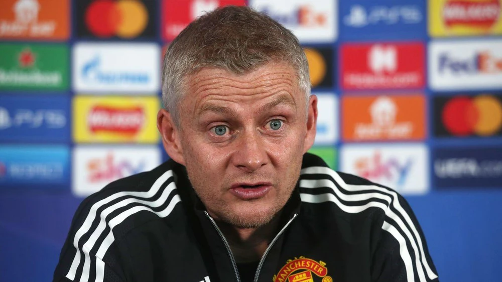 Solskjaer lí giải vì sao chọn Tuanzebe làm đội trưởng. ẢNH: GETTY
