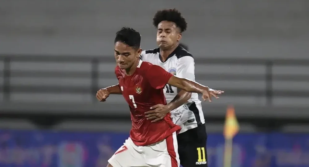 Marselino Ferdinand có đủ khả năng gây khó cho hàng thủ U-23 Việt Nam? ẢNH: BOLA