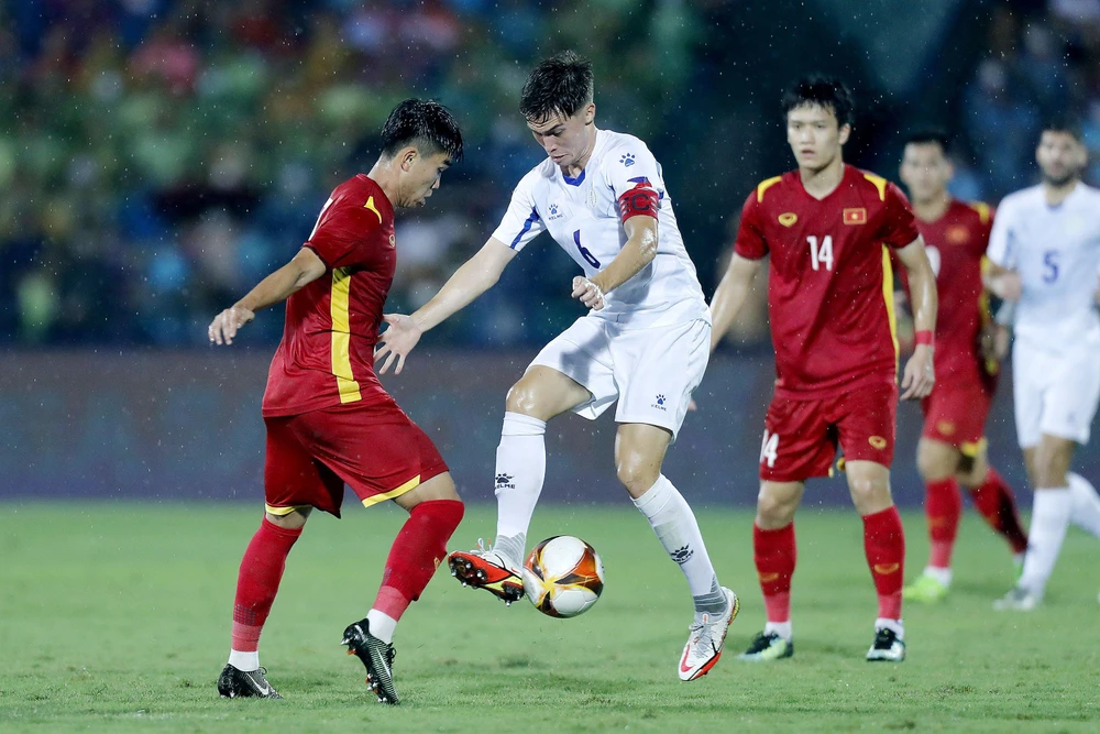 Các cầu thủ Philippines chơi rất tập trung. ẢNH: ANH PHƯƠNG