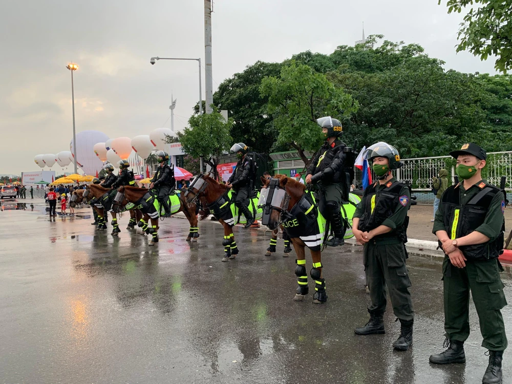 Chủ tịch nước Nguyễn Xuân Phúc tuyên bố khai mạc SEA Games 31 ảnh 6 Chủ tịch nước Nguyễn Xuân Phúc tuyên bố khai mạc SEA Games 31 ảnh 6