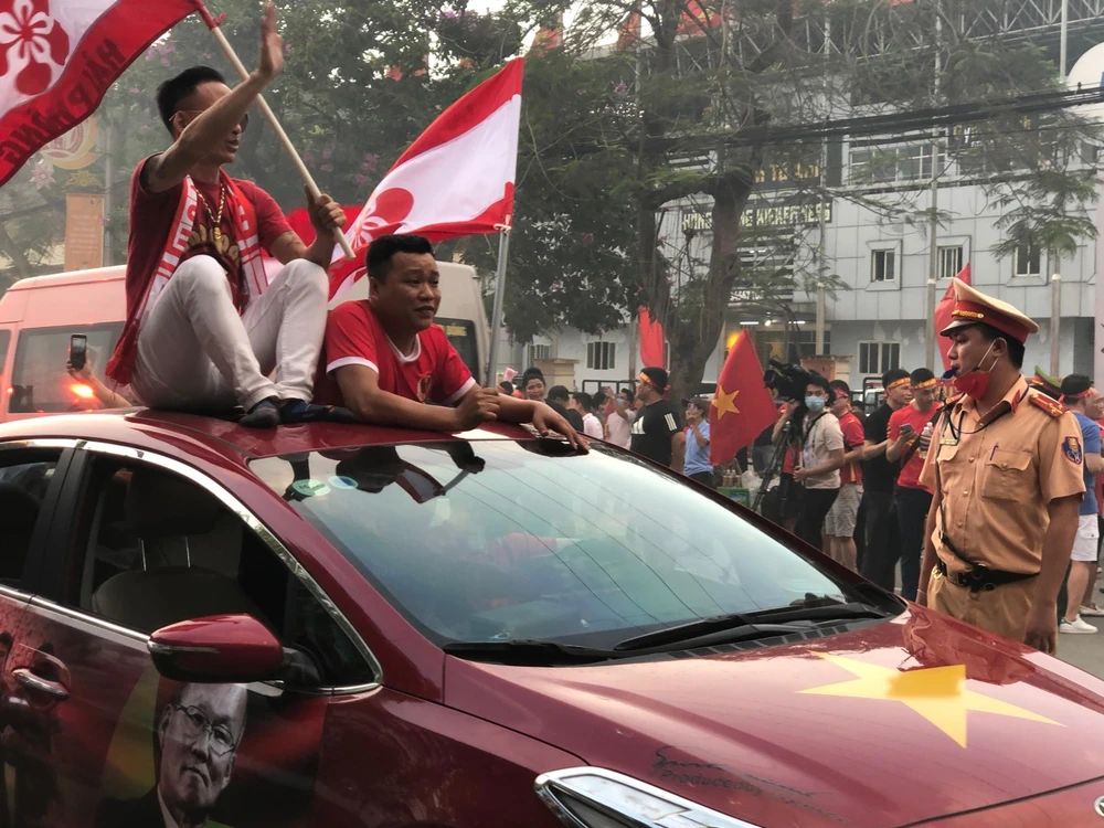 U-23 Việt Nam mở toang cánh cửa vào bán kết SEA Games ảnh 13