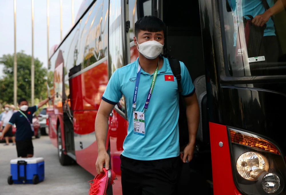 U-23 Việt Nam mở toang cánh cửa vào bán kết SEA Games ảnh 31