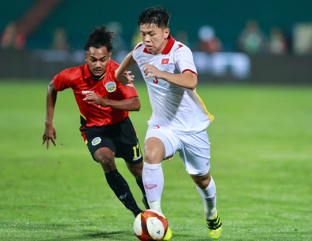 Trình độ bóng đá của Việt Nam vẫn trên tầm Đông Timor rất xa. ẢNH: ANH DUY