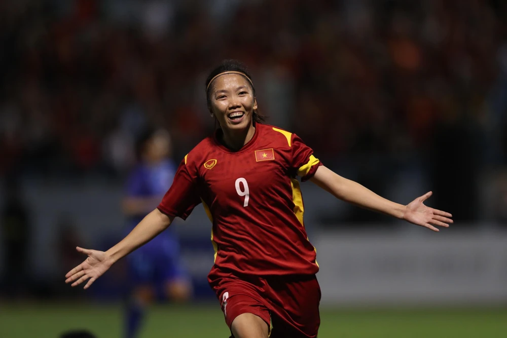 Huỳnh Như ăn mừng bàn thắng duy nhất trận chung kết SEA Games 31.