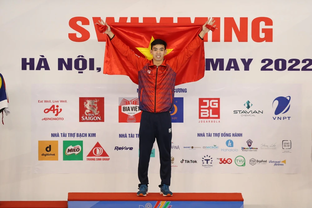 Kình ngư Nguyễn Huy Hoàng giành 5 HCV SEA Games 31, phá 2 kỷ lục SEA Games. ẢNH: ANH PHƯƠNG
