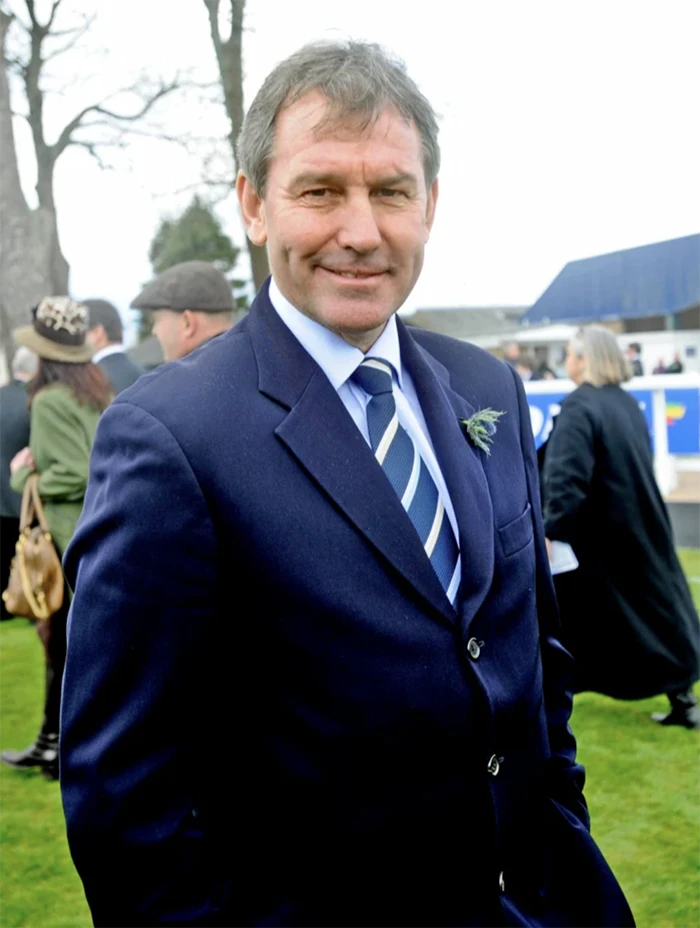 Cựu đội trưởng MU, Bryan Robson cũng chúc phúc cho đương kim đội trưởng Maguire. ẢNH: SUN SPORTS Cựu đội trưởng MU, Bryan Robson cũng chúc phúc cho đương kim đội trưởng Maguire. ẢNH: SUN SPORTS